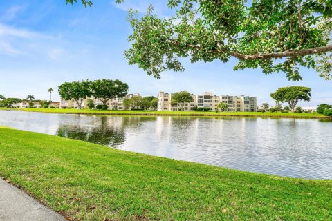 Condominio en venta en Delray Beach, Florida, 2 dormitorios, 98.48 m2 № 2250277 - foto 27