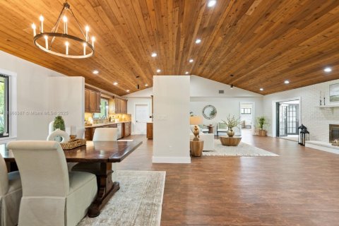 Villa ou maison à vendre à Homestead, Floride: 5 chambres, 274.34 m2 № 1897260 - photo 14