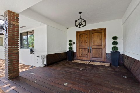 Villa ou maison à vendre à Homestead, Floride: 5 chambres, 274.34 m2 № 1897260 - photo 11