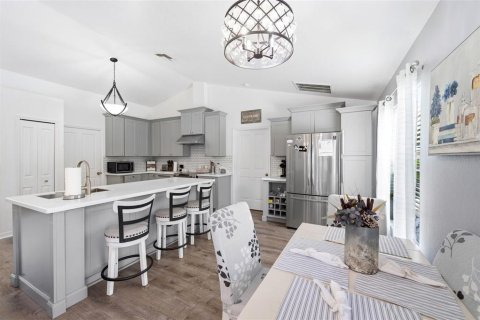 Casa en venta en New Port Richey, Florida, 3 dormitorios, 141.77 m2 № 2210075 - foto 4