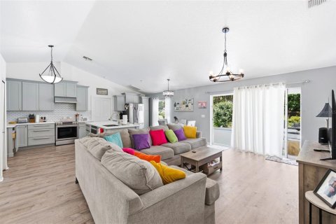 Casa en venta en New Port Richey, Florida, 3 dormitorios, 141.77 m2 № 2210075 - foto 10