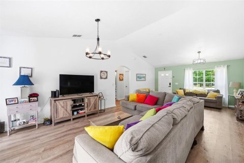 Casa en venta en New Port Richey, Florida, 3 dormitorios, 141.77 m2 № 2210075 - foto 12