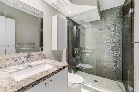 Купить кондоминиум в Санни-Айлс-Бич, Флорида 3 спальни, 175.59м2, № 2185991 - фото 22