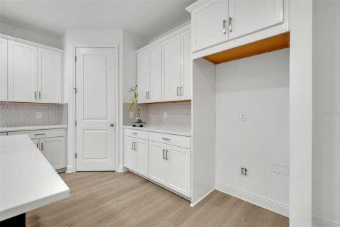Купить виллу или дом в Орландо, Флорида 12 комнат, 206.24м2, № 1835030 - фото 14