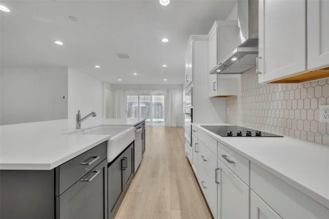 Купить виллу или дом в Орландо, Флорида 12 комнат, 206.24м2, № 1835030 - фото 10