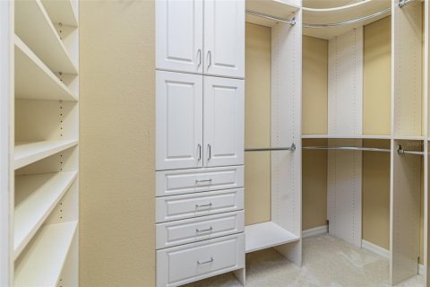 Купить виллу или дом в Лейкленд, Флорида 8 комнат, 226.59м2, № 1204112 - фото 29