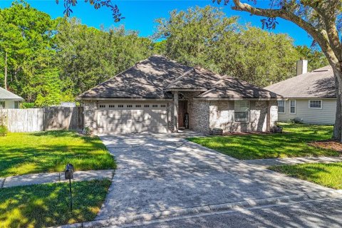 House in Jacksonville, Florida 3 bedrooms, 127.37 sq.m. № 2396365