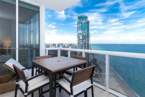 Copropriété à vendre à Sunny Isles Beach, Floride: 2 chambres, 145.86 m2 № 2013407 - photo 28