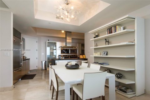 Copropriété à vendre à Sunny Isles Beach, Floride: 2 chambres, 145.86 m2 № 2013407 - photo 8