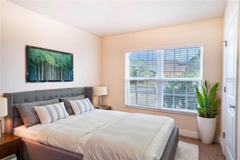 House in Winter Haven, Florida 4 bedrooms, 195.56 sq.m. № 1778385 - photo 13