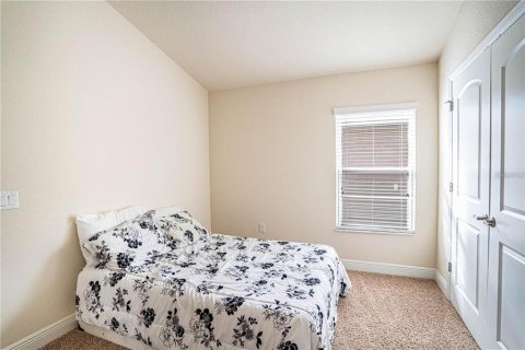 House in Winter Haven, Florida 4 bedrooms, 195.56 sq.m. № 1778385 - photo 17