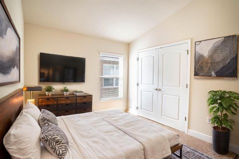 House in Winter Haven, Florida 4 bedrooms, 195.56 sq.m. № 1778385 - photo 14