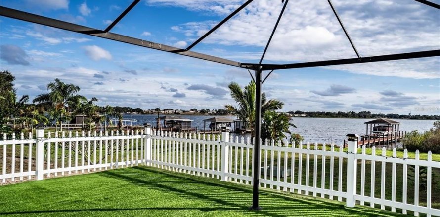 Casa en Winter Haven, Florida 4 dormitorios, 195.56 m2 № 1778385