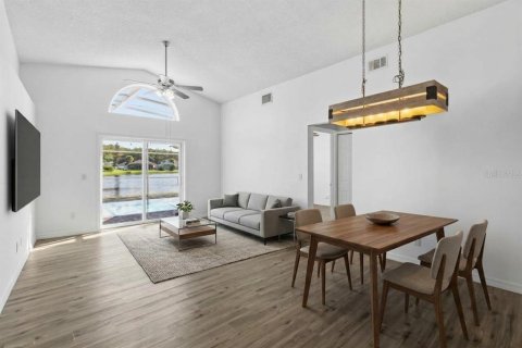 Купить виллу или дом в Орландо, Флорида 5 комнат, 111.39м2, № 2427455 - фото 4