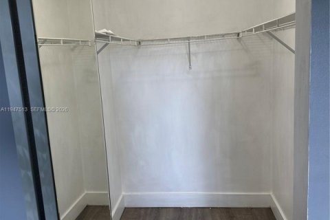 Купить виллу или дом в Мирамар, Флорида 2 спальни, 95.69м2, № 2003353 - фото 13