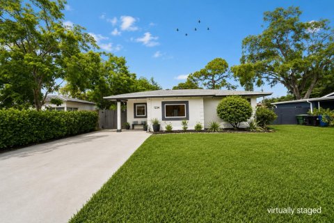 House in Fort Lauderdale, Florida 4 bedrooms, 117.43 sq.m. № 2397772