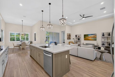 Villa ou maison à vendre à Palm Beach Gardens, Floride: 2 chambres, 206.24 m2 № 2376966 - photo 15