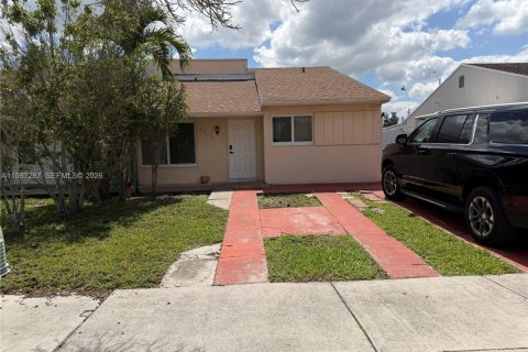 Купить таунхаус в Майами, Флорида 3 спальни, 160.63м2, № 2047691 - фото 4