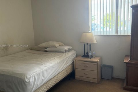 Купить таунхаус в Майами, Флорида 3 спальни, 160.63м2, № 2047691 - фото 21