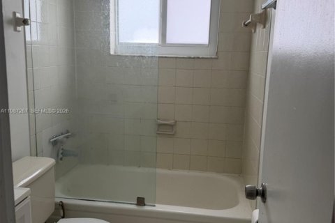 Купить таунхаус в Майами, Флорида 3 спальни, 160.63м2, № 2047691 - фото 23