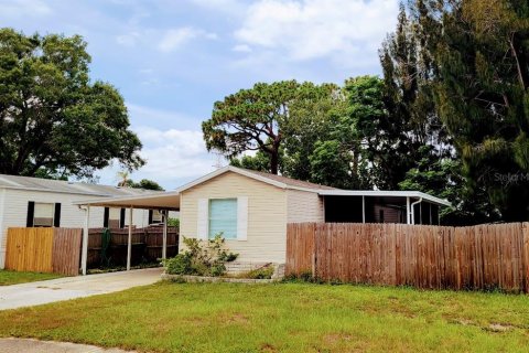 Apartamento en alquiler en Clearwater, Florida, 2 dormitorios, 78.04 m2 № 1911783 - foto 2