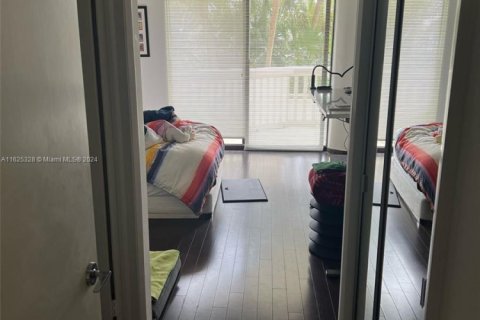 Condo in Aventura, Florida, 2 bedrooms № 1981927 - photo 9