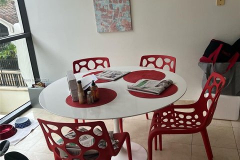 Condo in Aventura, Florida, 2 bedrooms № 1981927 - photo 19