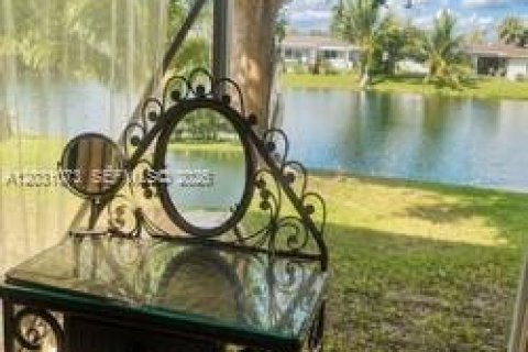 Купить виллу или дом в Дейви, Флорида 3 спальни, 149.39м2, № 2077417 - фото 16