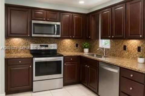 Купить виллу или дом в Дейви, Флорида 3 спальни, 149.39м2, № 2077417 - фото 10