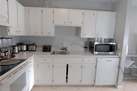 Condominio en venta en Orlando, Florida, 3 dormitorios, 112.97 m2 № 1869651 - foto 5