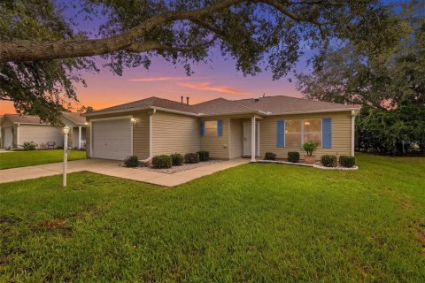 House in The Villages, Florida 3 bedrooms, 115.2 sq.m. № 2359322