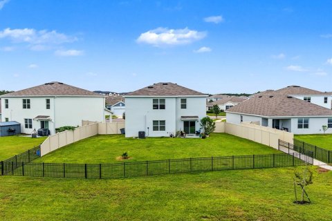 Villa ou maison à vendre à Zephyrhills, Floride: 4 chambres, 220.36 m2 № 2408556 - photo 26