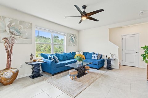 Villa ou maison à vendre à Zephyrhills, Floride: 4 chambres, 220.36 m2 № 2408556 - photo 8