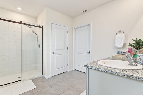 Villa ou maison à vendre à Zephyrhills, Floride: 4 chambres, 220.36 m2 № 2408556 - photo 19