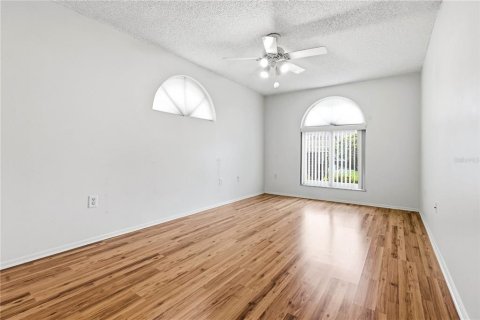 Villa ou maison à vendre à Palm Harbor, Floride: 2 chambres, 154.12 m2 № 2217235 - photo 19