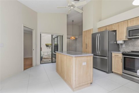 Villa ou maison à vendre à Palm Harbor, Floride: 2 chambres, 154.12 m2 № 2217235 - photo 10