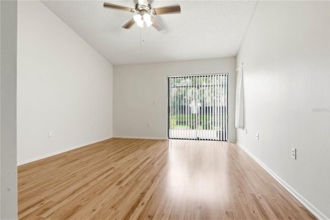 Villa ou maison à vendre à Palm Harbor, Floride: 2 chambres, 154.12 m2 № 2217235 - photo 12