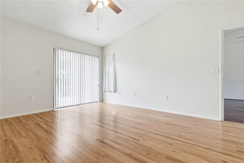Villa ou maison à vendre à Palm Harbor, Floride: 2 chambres, 154.12 m2 № 2217235 - photo 13