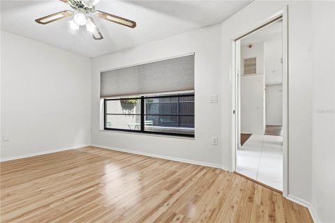 Villa ou maison à vendre à Palm Harbor, Floride: 2 chambres, 154.12 m2 № 2217235 - photo 25