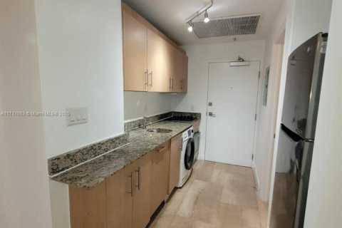 Condo in Bal Harbour, Florida  № 1962298 - photo 5