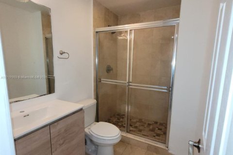 Condo in Bal Harbour, Florida  № 1962298 - photo 19