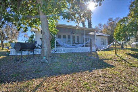 Casa en venta en Frostproof, Florida, 3 dormitorios, 161.65 m2 № 2144922 - foto 16