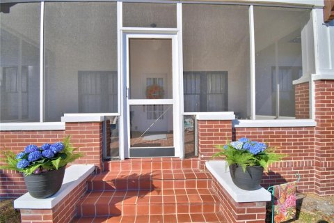 Casa en venta en Frostproof, Florida, 3 dormitorios, 161.65 m2 № 2144922 - foto 9