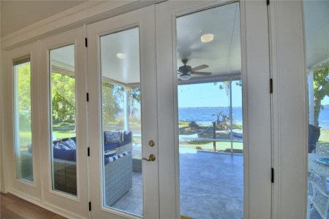 Casa en venta en Frostproof, Florida, 3 dormitorios, 161.65 m2 № 2144922 - foto 3
