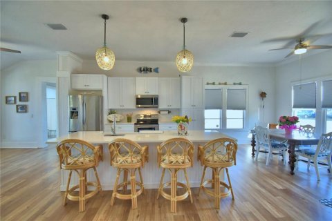 Casa en venta en Frostproof, Florida, 3 dormitorios, 161.65 m2 № 2144922 - foto 4