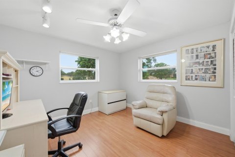 Casa en venta en Coral Springs, Florida, 5 dormitorios, 225.85 m2 № 2077657 - foto 23