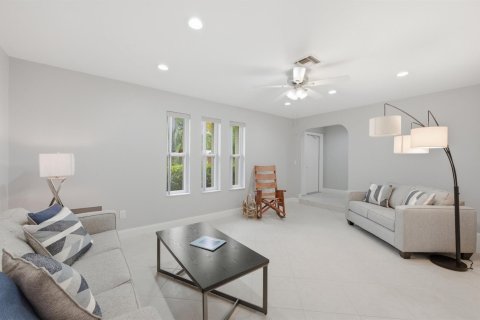 Casa en venta en Coral Springs, Florida, 5 dormitorios, 225.85 m2 № 2077657 - foto 6