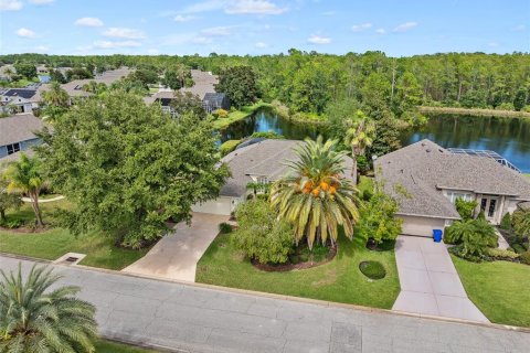 House in Ormond Beach, Florida 3 bedrooms, 188.5 sq.m. № 1909495 - photo 2