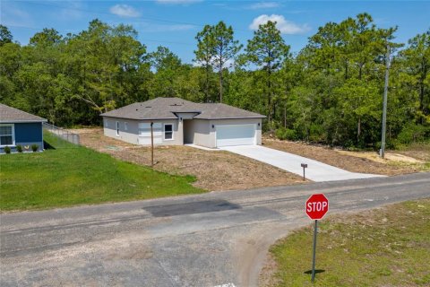 House in Citrus Springs, Florida 3 bedrooms, 131.83 sq.m. № 1688019 - photo 5