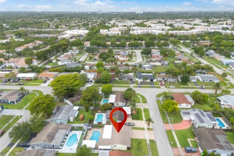 Casa en venta en Sunrise, Florida, 2 dormitorios, 142.79 m2 № 2077947 - foto 27